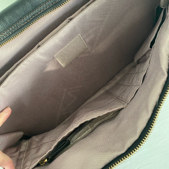 Tumi leather briefcase/laptop bag - Picture 3 of 7